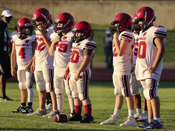 Pauls Valley’s fifth grade offensive line waits for the ready whistle during the 3 Rivers Championship game Saturday in Sulphur. In a hard fought battle, the Panthers lost a heartbreaker 14-12 in 3 overtimes to Sulphur. Photo by Mike Arie
