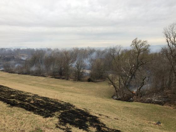 View of fire taken from Veterans Lake Dam looking southwest. Photo courtesy of the National Park Service.
