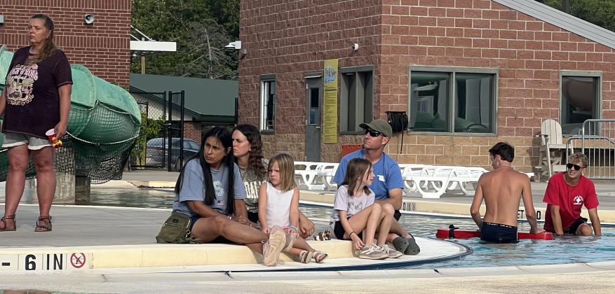 10th Annual Pauls Valley Duck Derby. News Star Photo by Suzanne Mackey