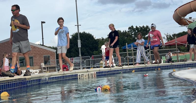 10th Annual Pauls Valley Duck Derby. News Star Photo by Suzanne Mackey
