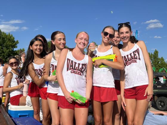 PV Softball poses for a pic before the start of Monday's parade. News Star photo by Suzanne Mackey
