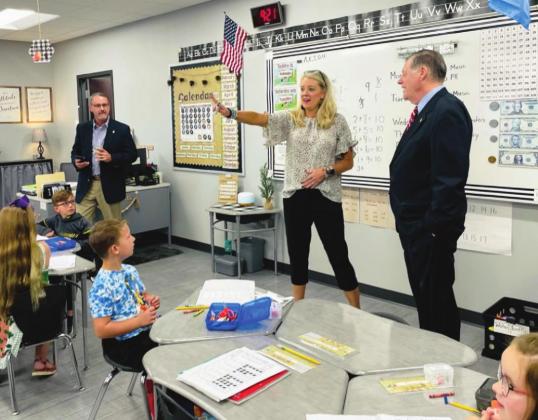 Pauls Valley Elementary School Principal Kristi Herd with Congressman Tom Cole during his visit to the new school last week.