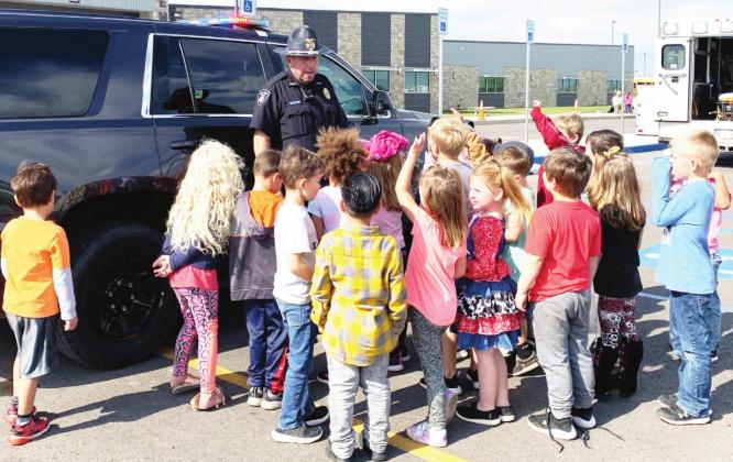 Pauls Valley Elementary School's "Careers On Wheels" event