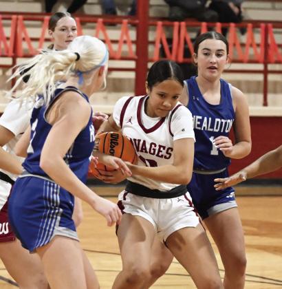 Lady Savages come up short against Healdton 40-54