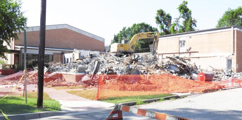 Methodist Church makes way for new building. Photos Courtesy of the Kerr family