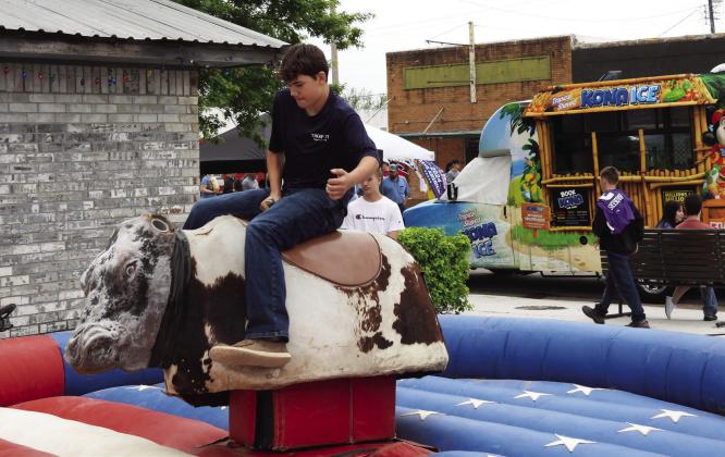 Elmore City to host Footloose Festival Saturday