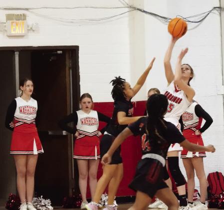 Maysville’s Kelsey House attempts a jump shot in Tuesday night’s win against Springer 57-32. News Star Photo by Chris Mackey