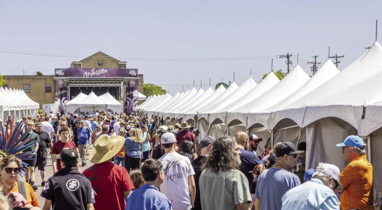 Art patrons at the 2024 Artesian Arts Festival. The 2025 Artesian Arts Festival will take place April 5 at the Artesian Plaza, adjacent to the Artesian Hotel and Spa, 1001 W. First St., Sulphur.