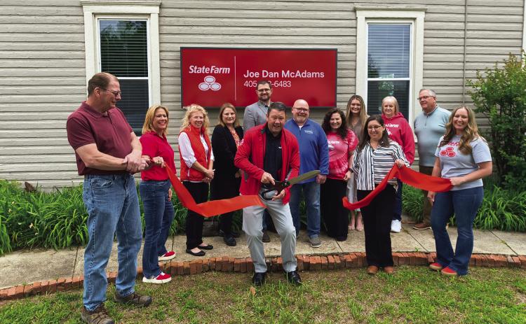McAdams celebrates new office with Chamber of Commerce ribbon cutting