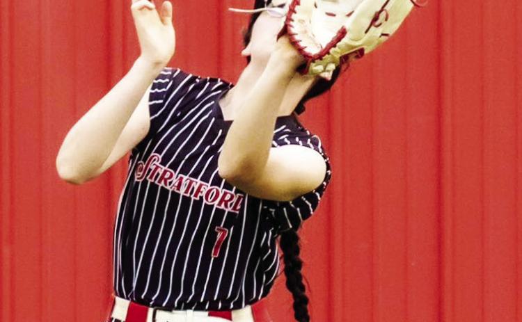Stratford’s Payton Smith makes a catch during district play on April 23. News Star photo by Danny Williams