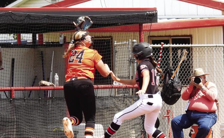 Lindsay loses to Washington 2-0 in tournament championship