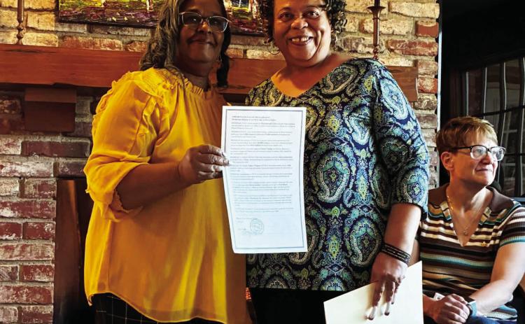 Local PEO Chapter receives recognition