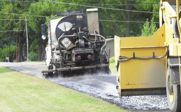 Dist. 3 road crews apply chip seal to Wynnewood streets