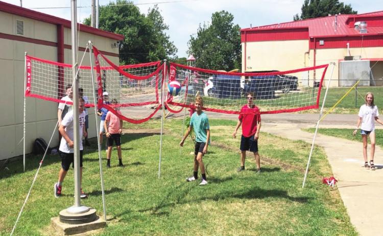 Students at Stratford Middle School were treated to some fun outdoor games when classes began this fall. Photo courtesy of Becky McMcClaflin