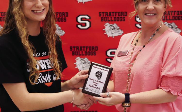 Madison Rich receives her January student of the month award from Dina Henley of Oklahoma Heritage Bank, Stratford student of the month sponsor. Courtesy photo