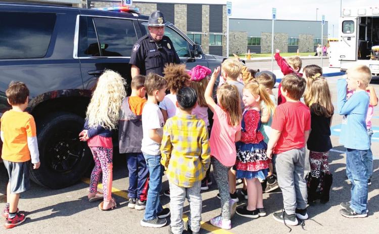 Pauls Valley Elementary School's "Careers On Wheels" event