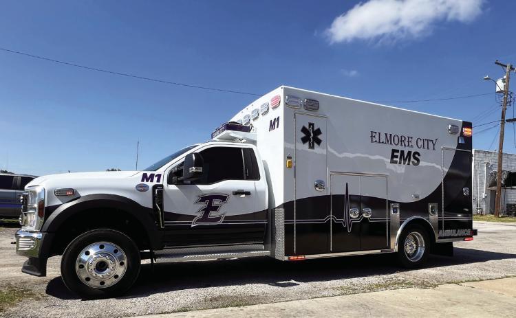 Elmore City’s newest ambulance arrived at the town’s EMS station last week. A second ambulance is expected to arrive later this year. News Star photo by Suzanne Mackey
