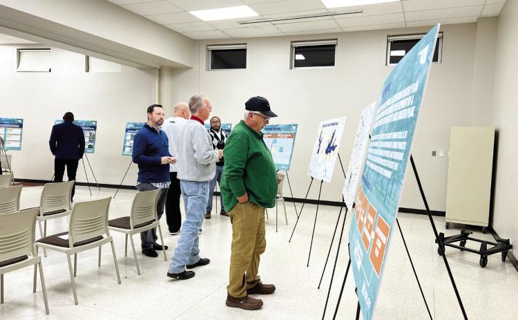 Pauls Valley residents had the opportunity to provide input on the city’s Parks and Recreation Master Plan during a public open house at the Donald W. Reynolds Recreation Center Nov. 15. When completed, the plan will serve as a tool to guide future development of Pauls Valley’s Parks and Recreation properties and programming. News Star photo by Suzanne Mackey