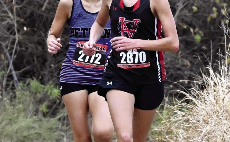 Pauls Valley’s Isabella Gutierrez placed fourth at the State Cross Country meet last Saturday, helping bring the Lady Panthers the runner-up trophy in Class 4A behind Lincoln Christian. The Lindsay Leopardettes placed eleventh in Class 3A. The News Star would like to congratulate all the county runners on their hard work this season. News Star photos by Don Coffey