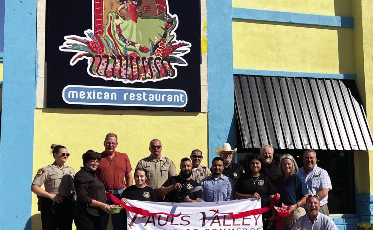 New Pauls Valley Chamber of Commerce member El Tapatio celebrated its grand opening Oct. 3 with a ribbon cutting. The Mexican restaurant is at 2609 W. Grant Ave., in Pauls Valley. News Star photo by Suzanne Mackey