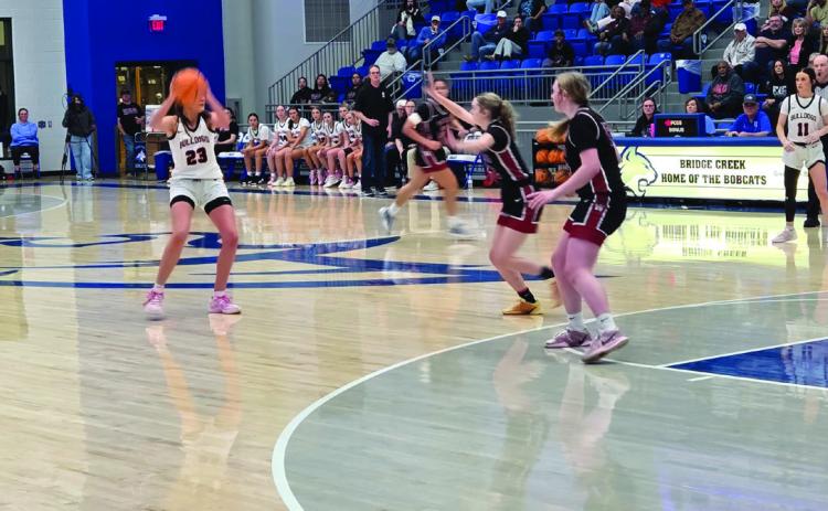 Stratford Lady Bulldogs lost 47-40 to Watonga, ending their playoff run. The Pauls Valley Lady Panthers and the Lindsay Leopards had their seasons end with losses in the Area Consolation Bracket. New Star photo by Jennifer Lindsey